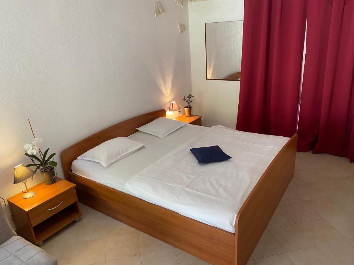 Apartments Tilda Brist Δωμάτιο φωτογραφία